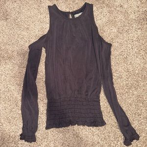 Women’s Abercrombie long sleeve top (size xs)